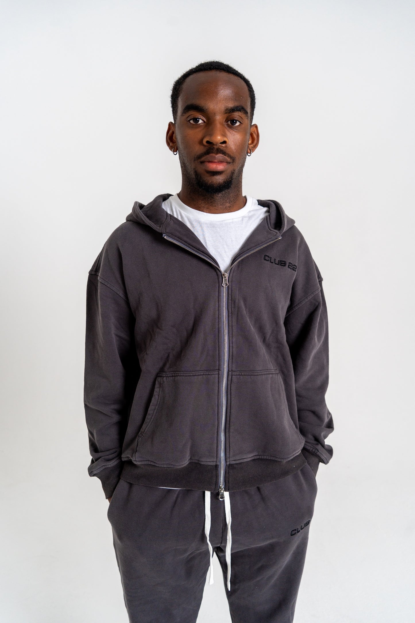 CLUB 22 WASHED ZIP HOODIE - VINTAGE GREY