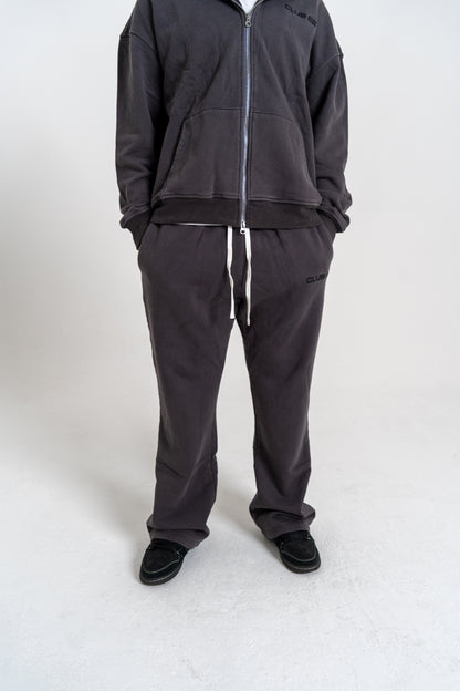 CLUB 22 WASHED STRAIGHT LEGGED PANTS - VINTAGE GREY