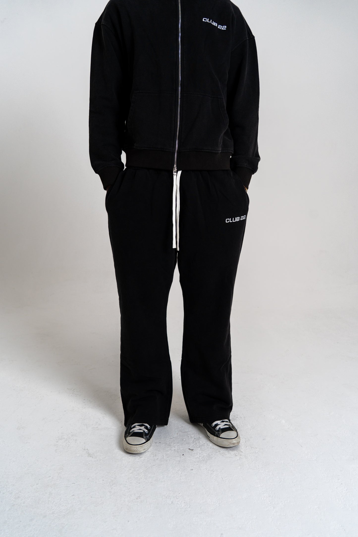CLUB 22 WASHED STRAIGHT LEGGED PANTS - VINTAGE BLACK