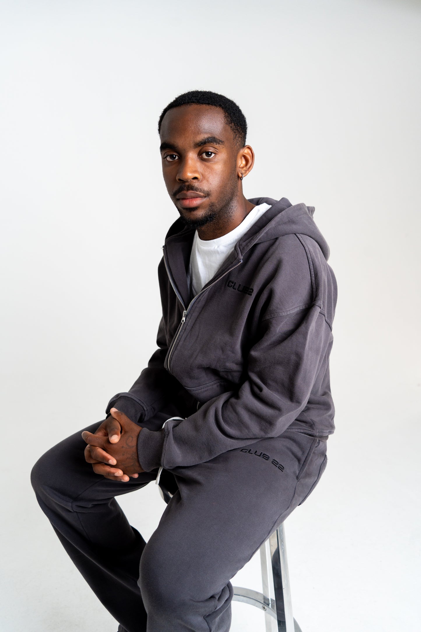 CLUB 22 WASHED ZIP HOODIE - VINTAGE GREY